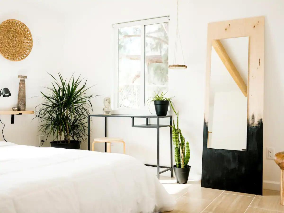 The Zen - Outdoor Shower, Gas Fireplace, Walkable To Shops & Restaurants Joshua Tree Ngoại thất bức ảnh