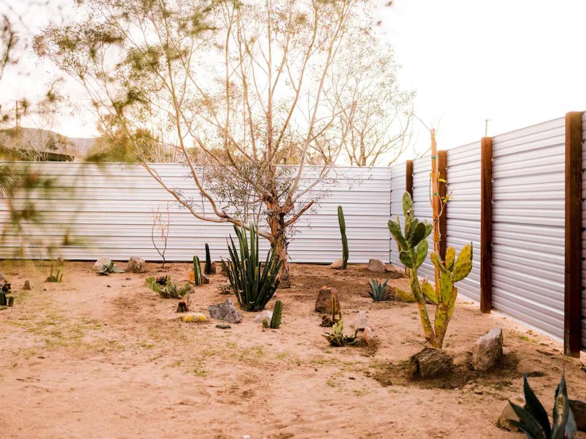 The Zen - Outdoor Shower, Gas Fireplace, Walkable To Shops & Restaurants Joshua Tree Ngoại thất bức ảnh