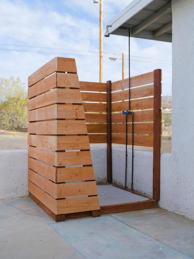 The Zen - Outdoor Shower, Gas Fireplace, Walkable To Shops & Restaurants Joshua Tree Ngoại thất bức ảnh
