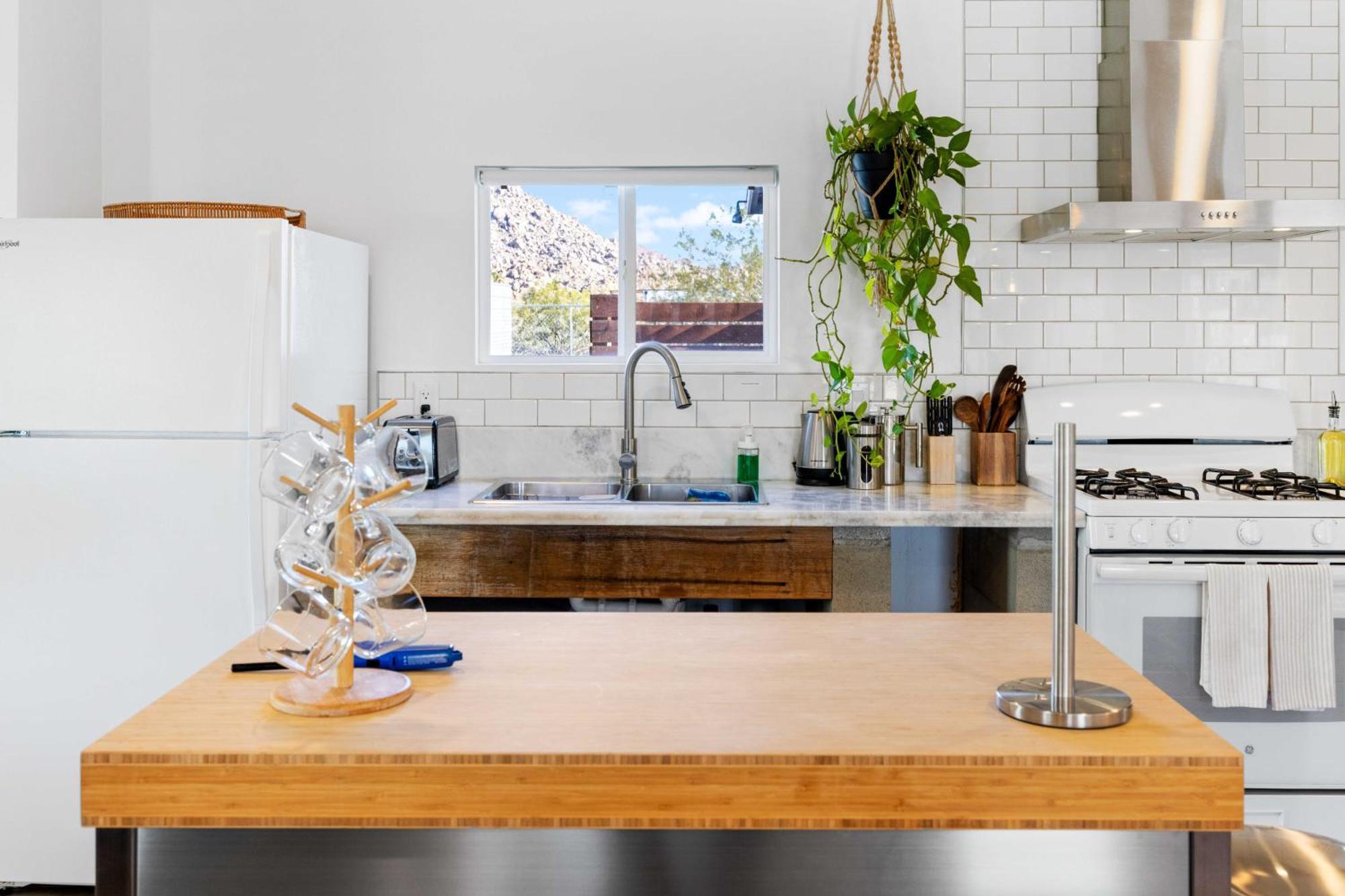 The Zen - Outdoor Shower, Gas Fireplace, Walkable To Shops & Restaurants Joshua Tree Ngoại thất bức ảnh